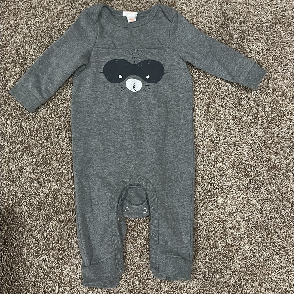 Cat & Jack Baby Onesie 6-9M Charcoal Gray Bodysuit Cotton Basic